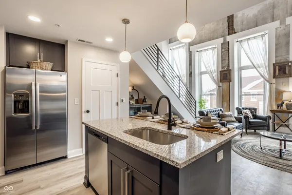 $2,000 | 108 West Main Street, Unit A, Thorntown, IN 46071