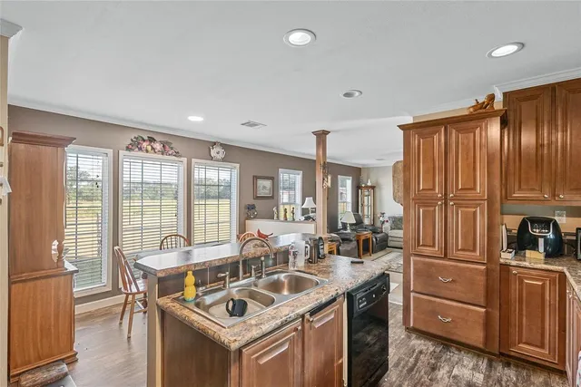 $245,000 | 5426 Highway 90, Madisonville, TX 77864