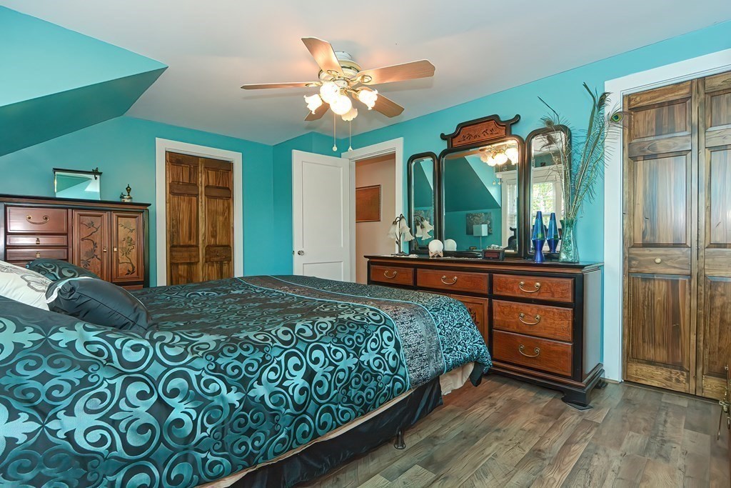 301 Thompson Road Webster, MA 01570 - Photo 18 of 33