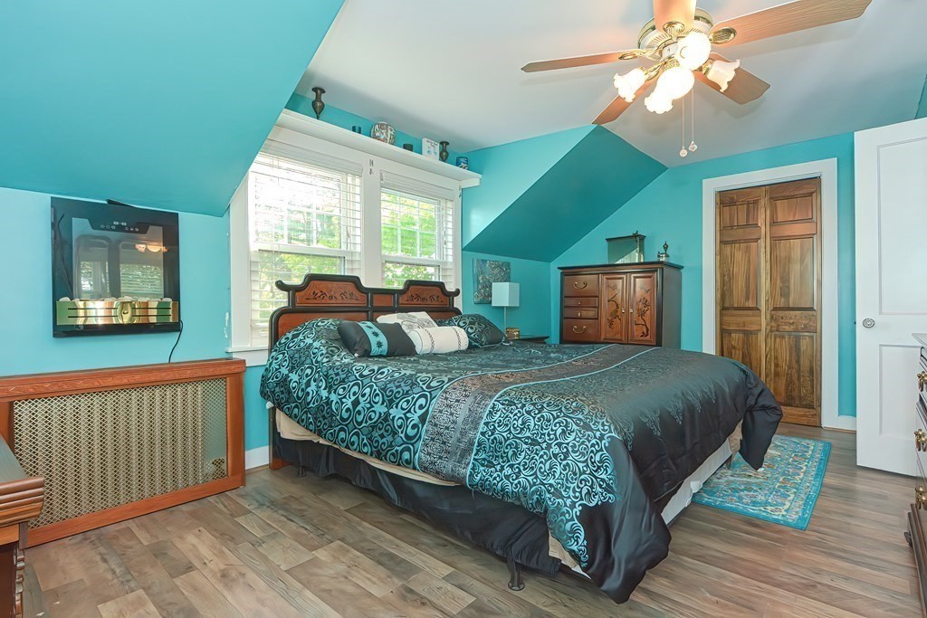 301 Thompson Road Webster, MA 01570 - Photo 19 of 33