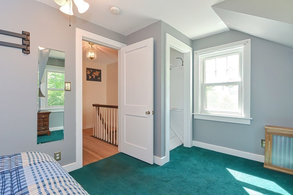 301 Thompson Road Webster, MA 01570 - Photo 24 of 33