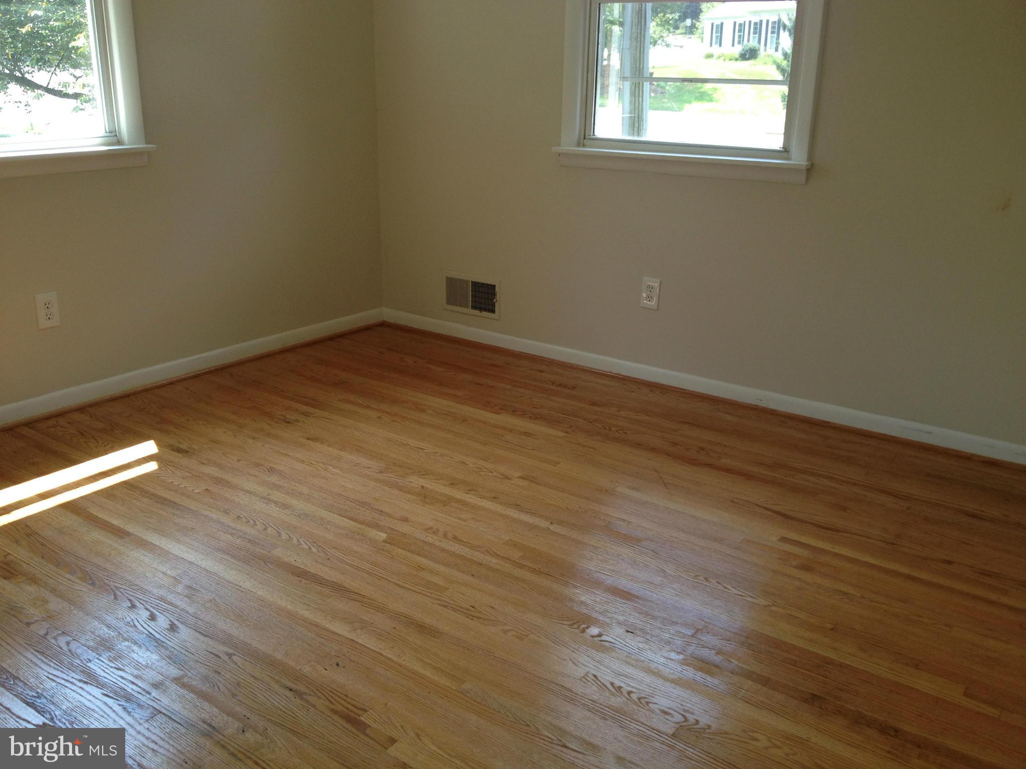 13618 Poplar Tree Road Chantilly, VA 20151 - Photo 13 of 29 Bedroom