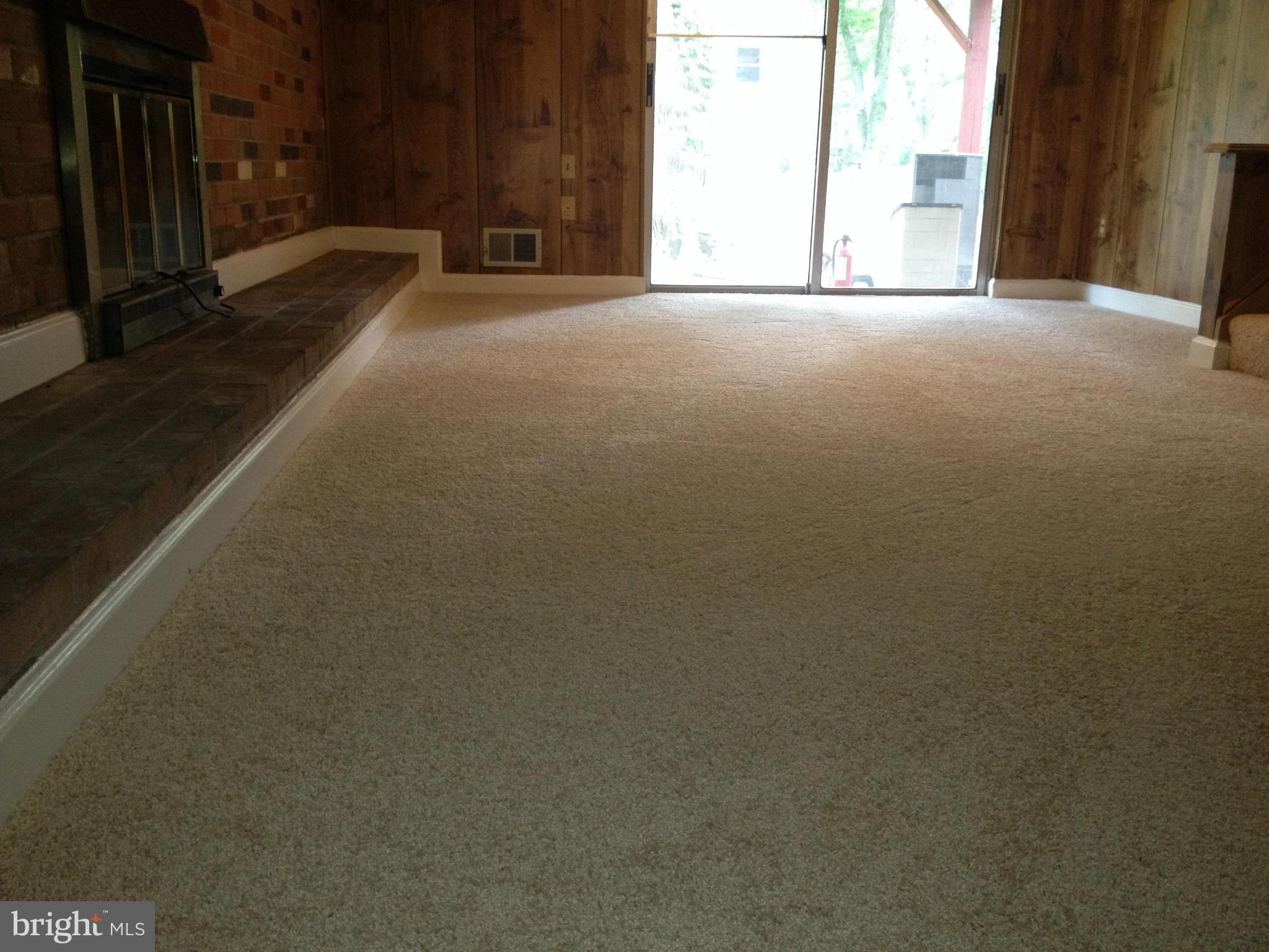 13618 Poplar Tree Road Chantilly, VA 20151 - Photo 20 of 29 Family Room