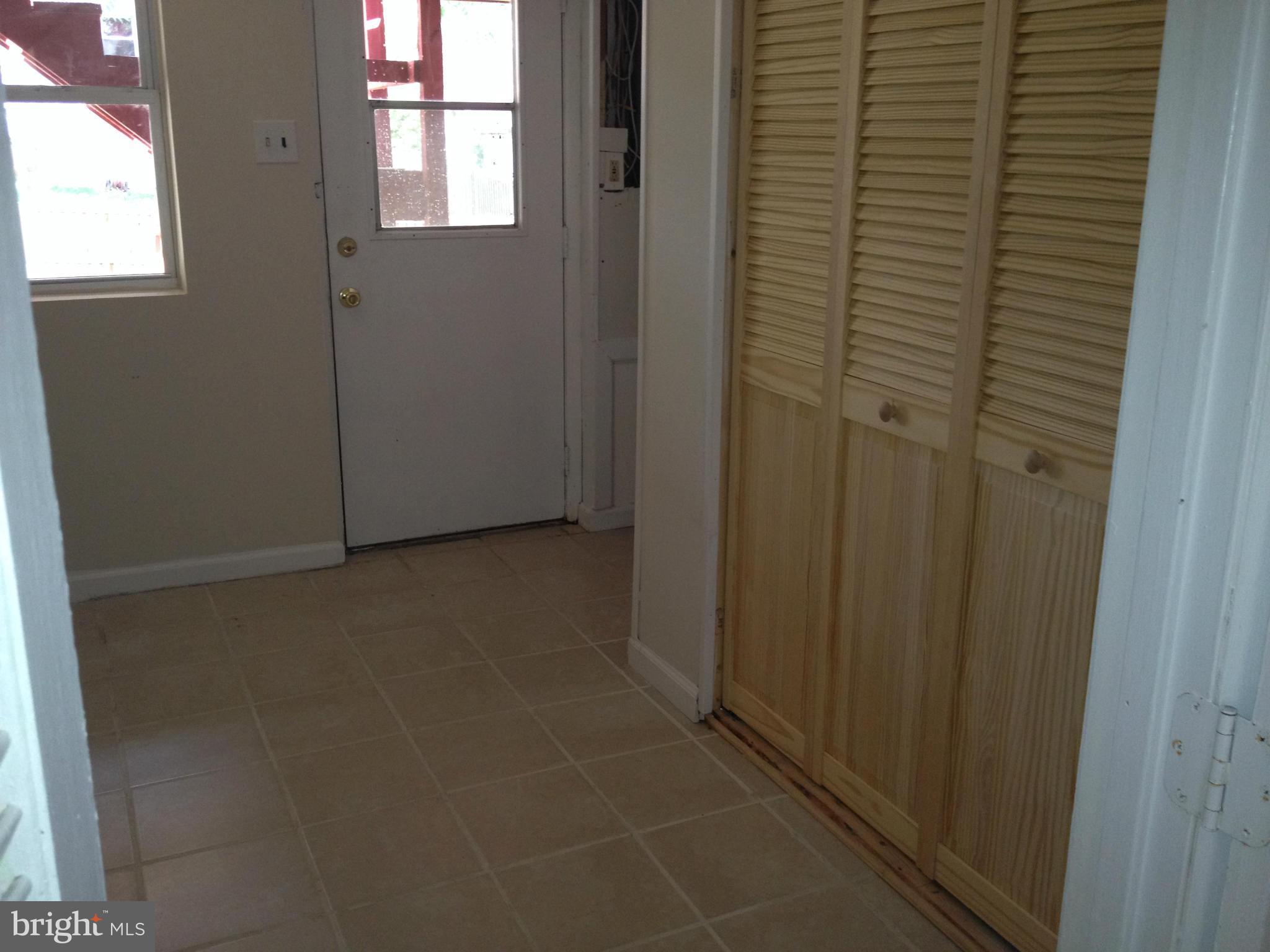 13618 Poplar Tree Road Chantilly, VA 20151 - Photo 22 of 29 Interior (General)