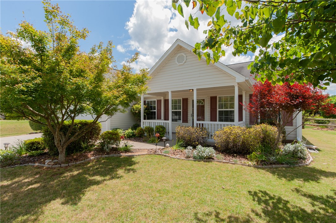 109 Baltic Avenue Anderson, SC 29621 - Photo 2 of 29 Gallery Image 2