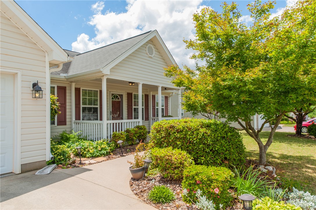 109 Baltic Avenue Anderson, SC 29621 - Photo 4 of 29 Gallery Image 4