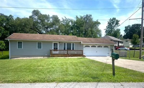 $205,000 | 40 10th Street, Chillicothe, MO 64601