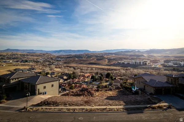 $349,000 | 18 Cresole Drive, St. George, UT 84770