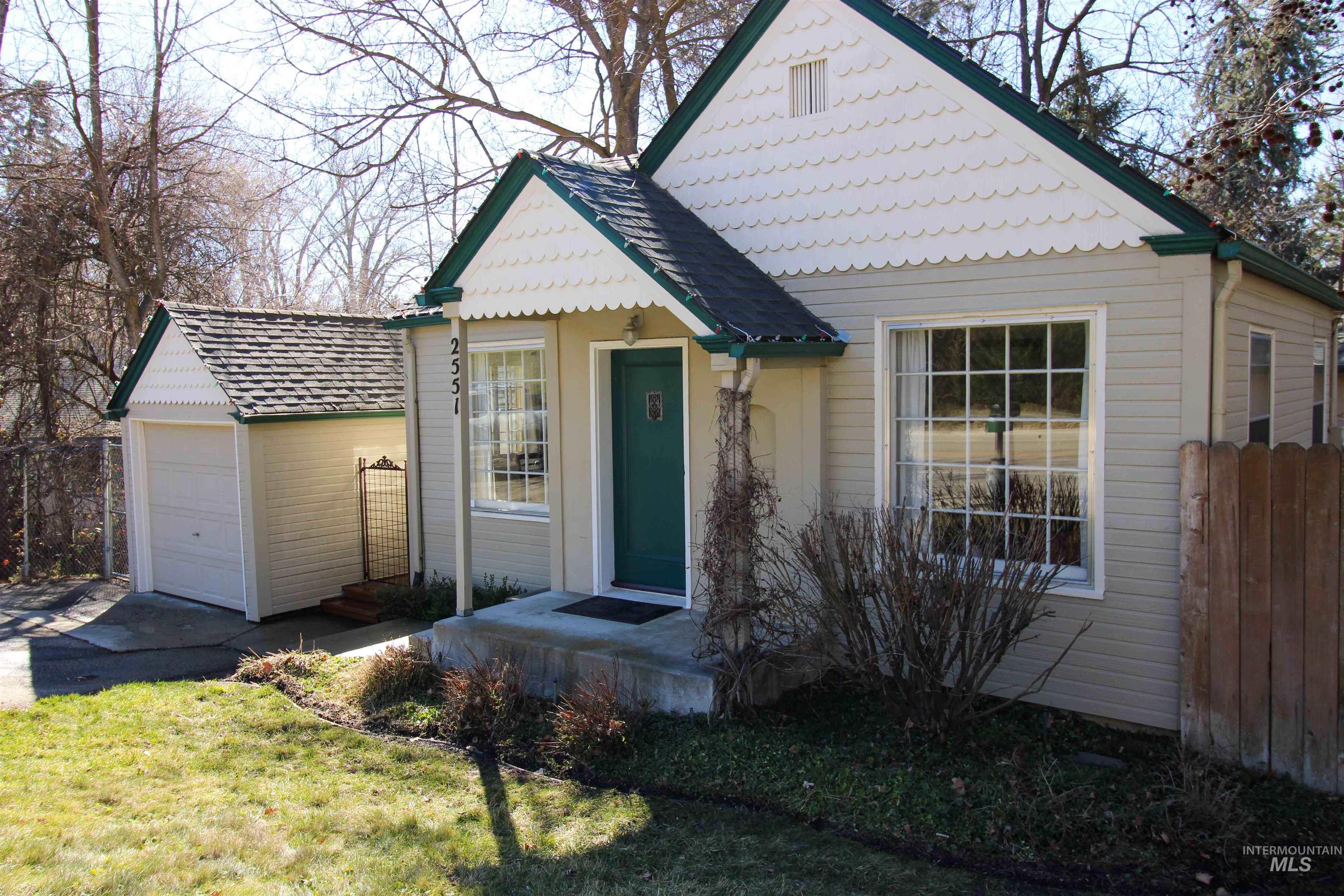 2551 West Hill Road Boise, ID 83702 - Photo 2 of 24 View of front of property featuring driveway