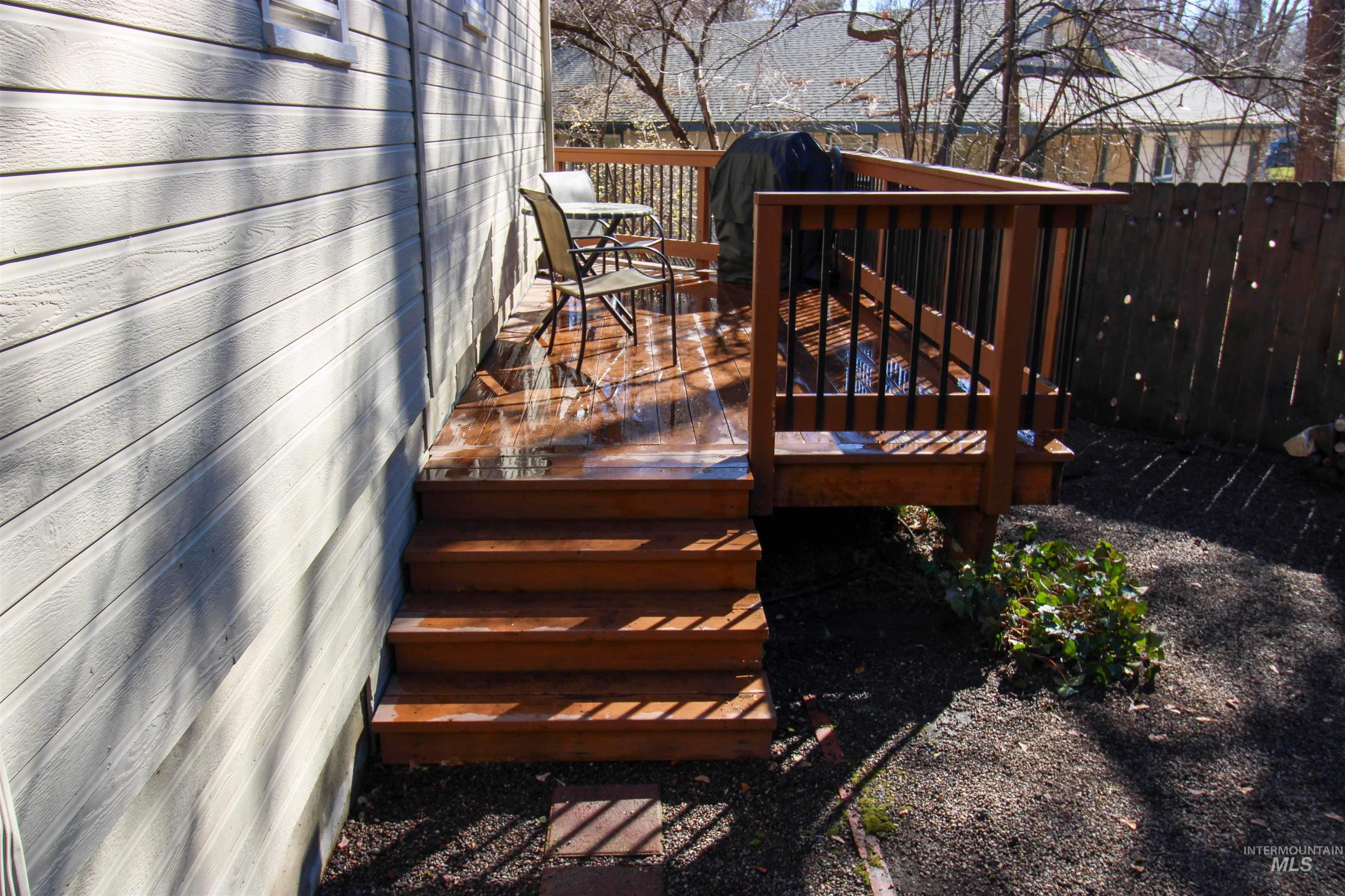 2551 West Hill Road Boise, ID 83702 - Photo 23 of 24 View of wooden deck