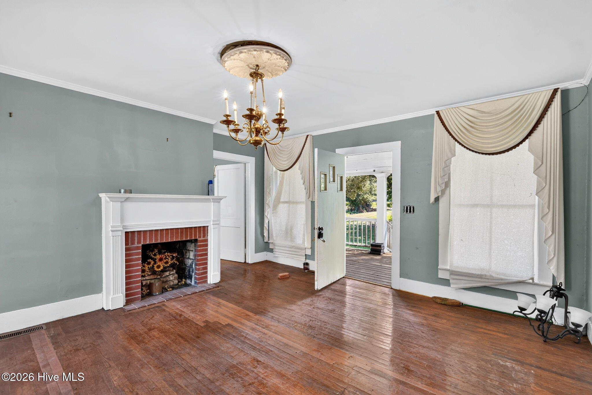 436 Dr Robinson Road Council, NC 28434 - Photo 2 of 54 Family Room looking towards the front door
