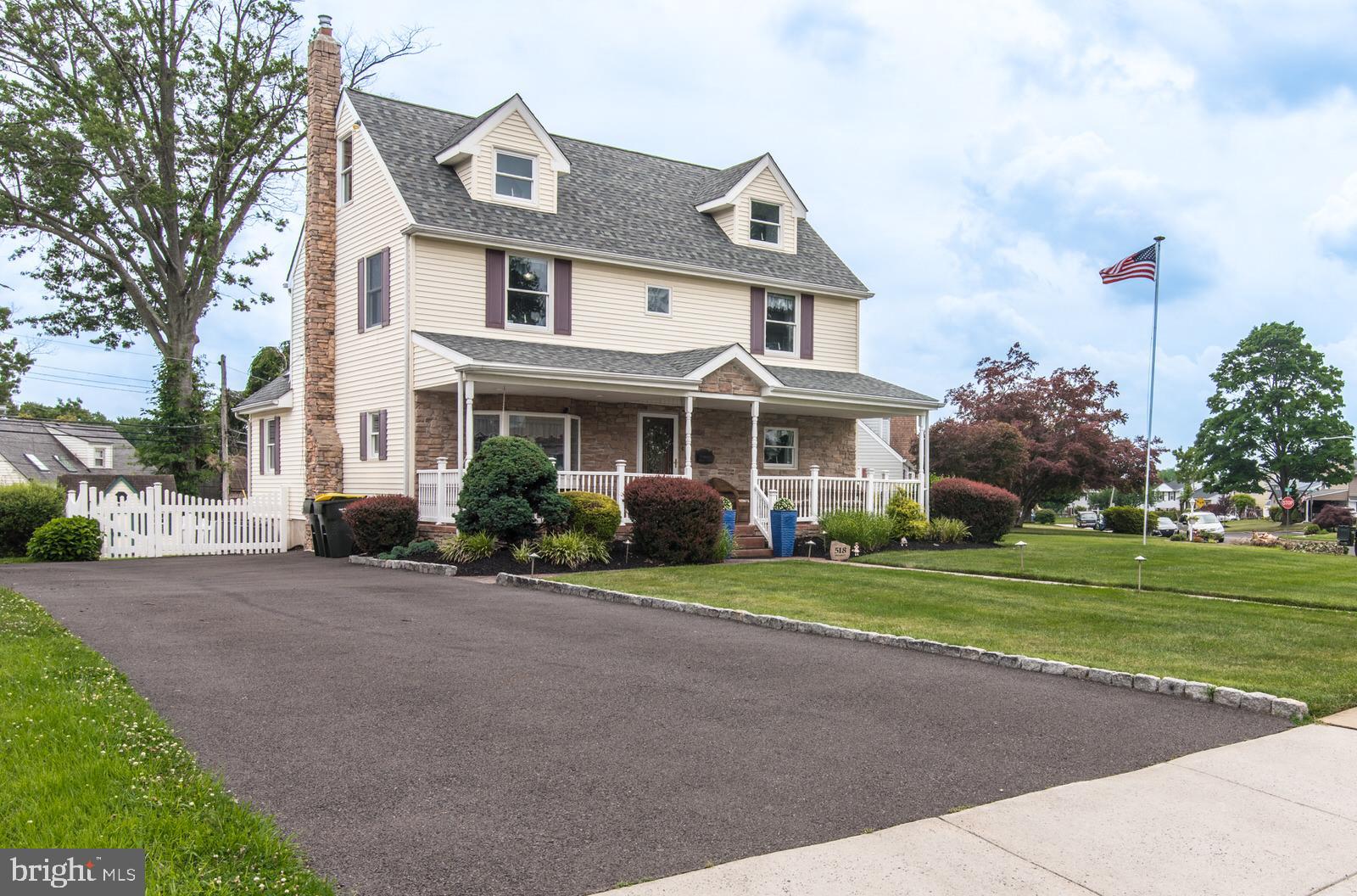 518 Stewart Road Hatboro, PA 19040 - Photo 3 of 103 Driveway