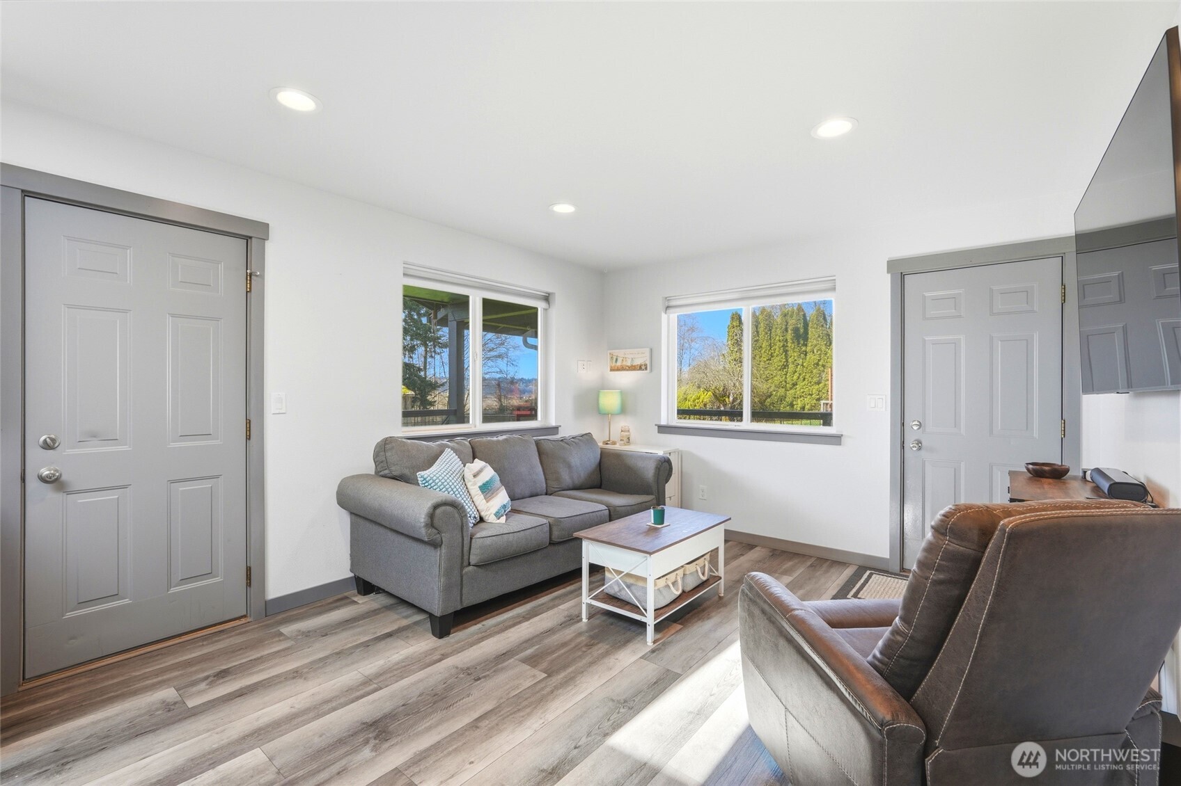 8114 Riverview Road Snohomish, WA 98290 - Photo 4 of 19