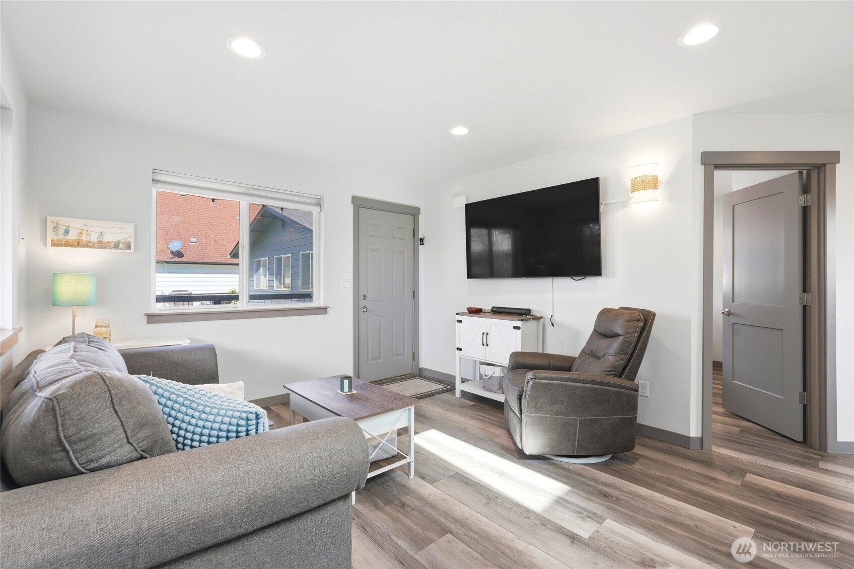 8114 Riverview Road Snohomish, WA 98290 - Photo 6 of 19