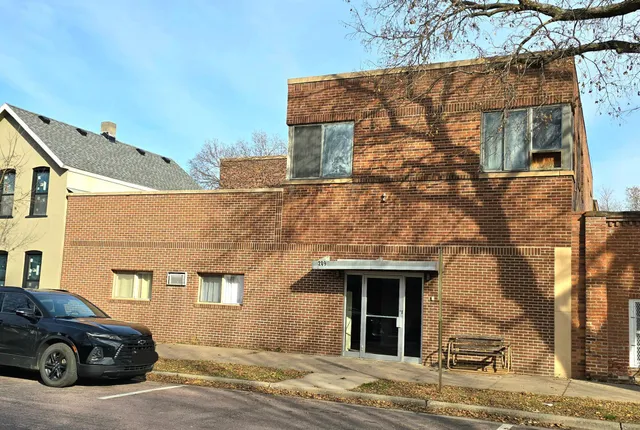 $460,000 | 209 South Minnesota Street, New Ulm, MN 56073