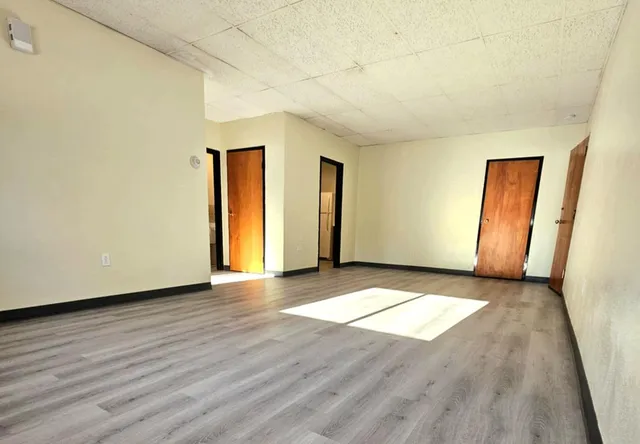 $460,000 | 209 South Minnesota Street, New Ulm, MN 56073