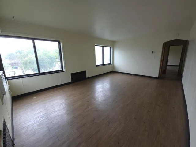 $460,000 | 209 South Minnesota Street, New Ulm, MN 56073