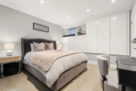 $1,825,000 | 194 West Brookline Street, Unit 1, Boston, MA 02118