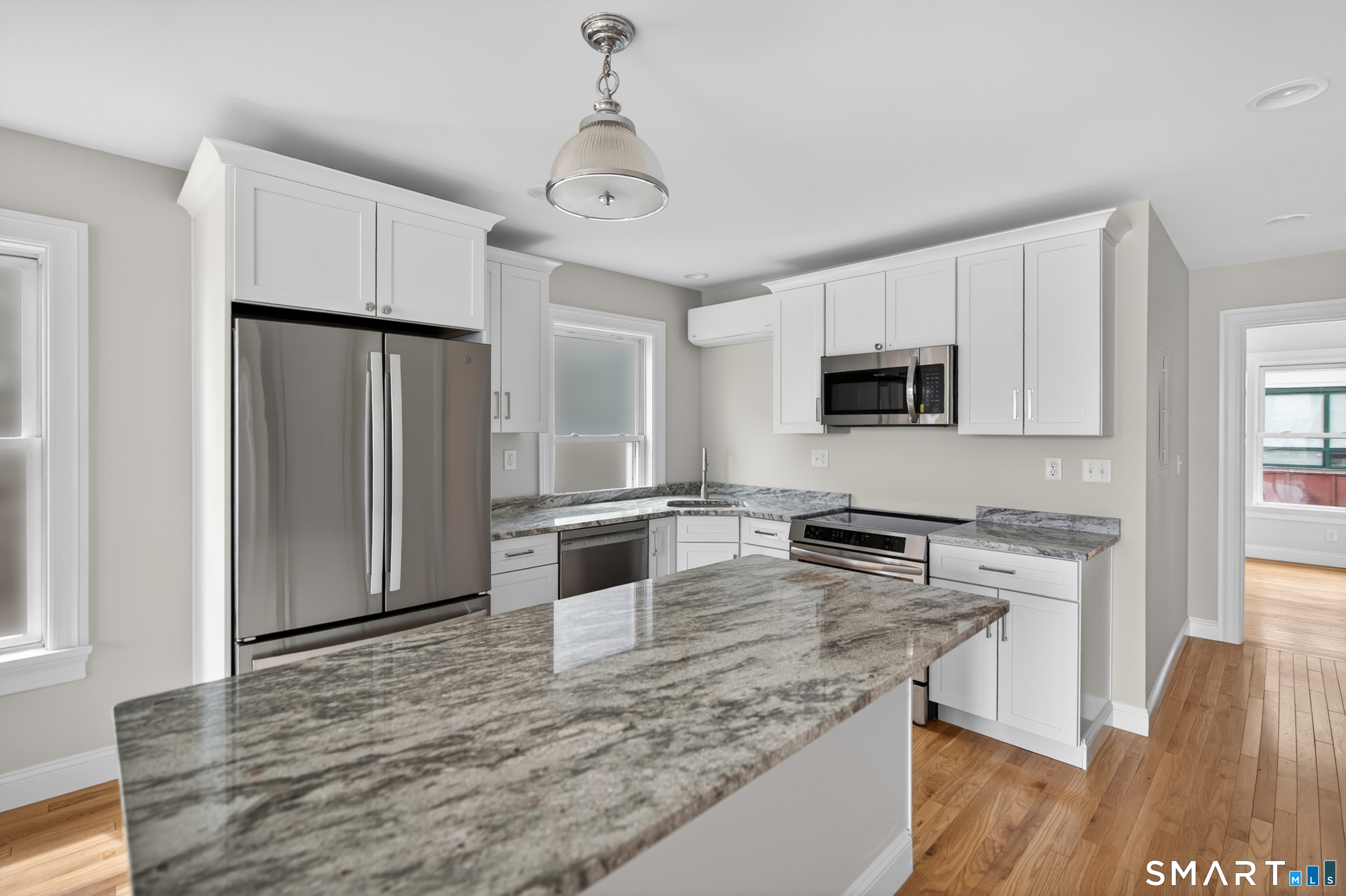 138 Bank Street, Unit 2B New London, CT 06320 - Photo 10 of 17