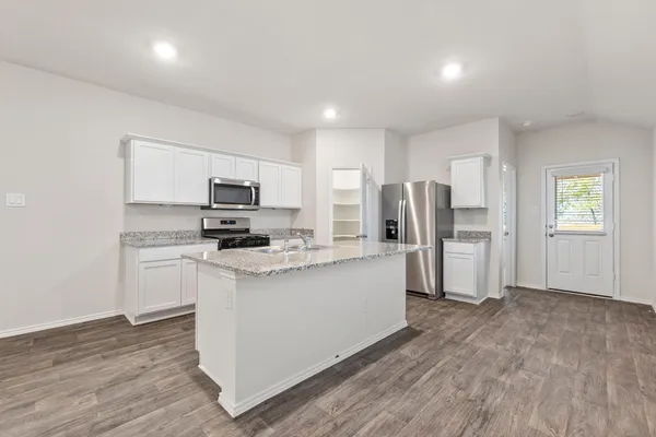 $1,800 | 280 Granary Drive, Kyle, TX 78640