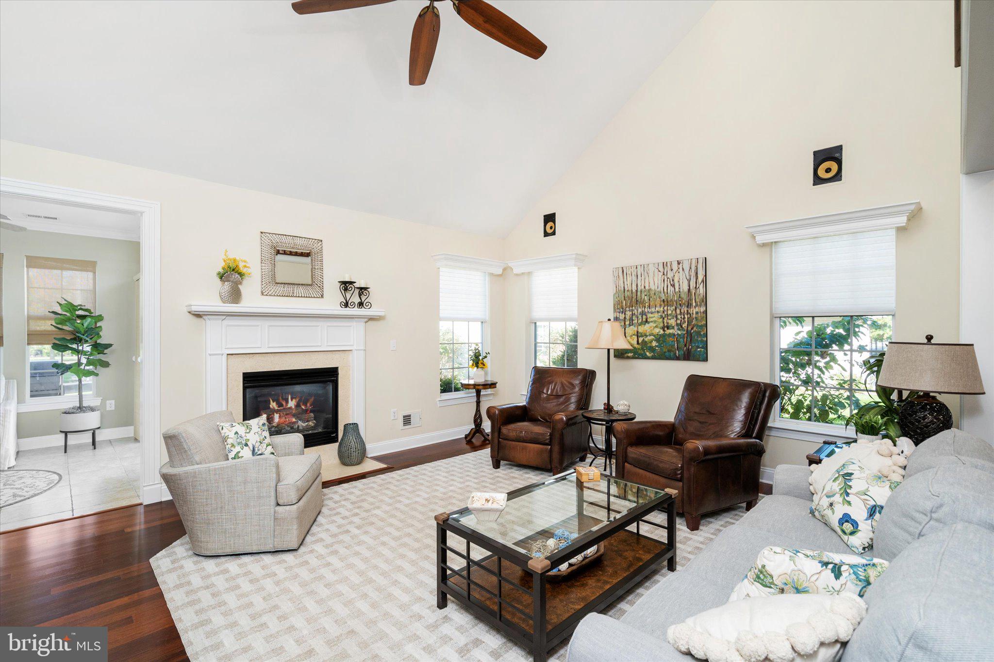 4 Monaco Drive Hamilton, NJ 08691 - Photo 13 of 39 Living Room