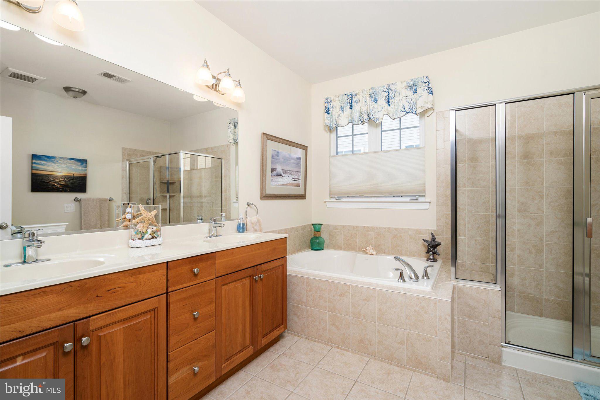 4 Monaco Drive Hamilton, NJ 08691 - Photo 20 of 39 Primary Bathroom