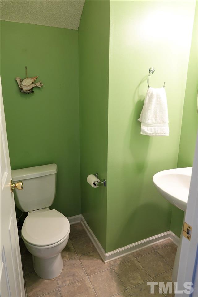 5525 Golden Moss Trail Raleigh, NC 27613 - Photo 15 of 27