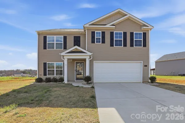 $369,500 | 221 Culloden Drive, Mocksville, NC 27028