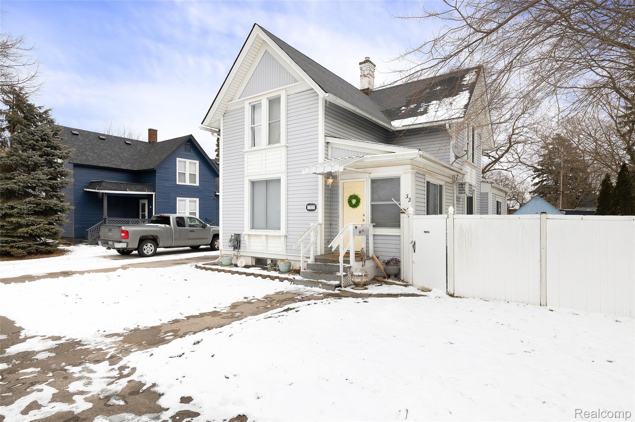 32 Stapleton Street Mount Clemens, MI 48043 - Photo 1 of 32 1.jpg