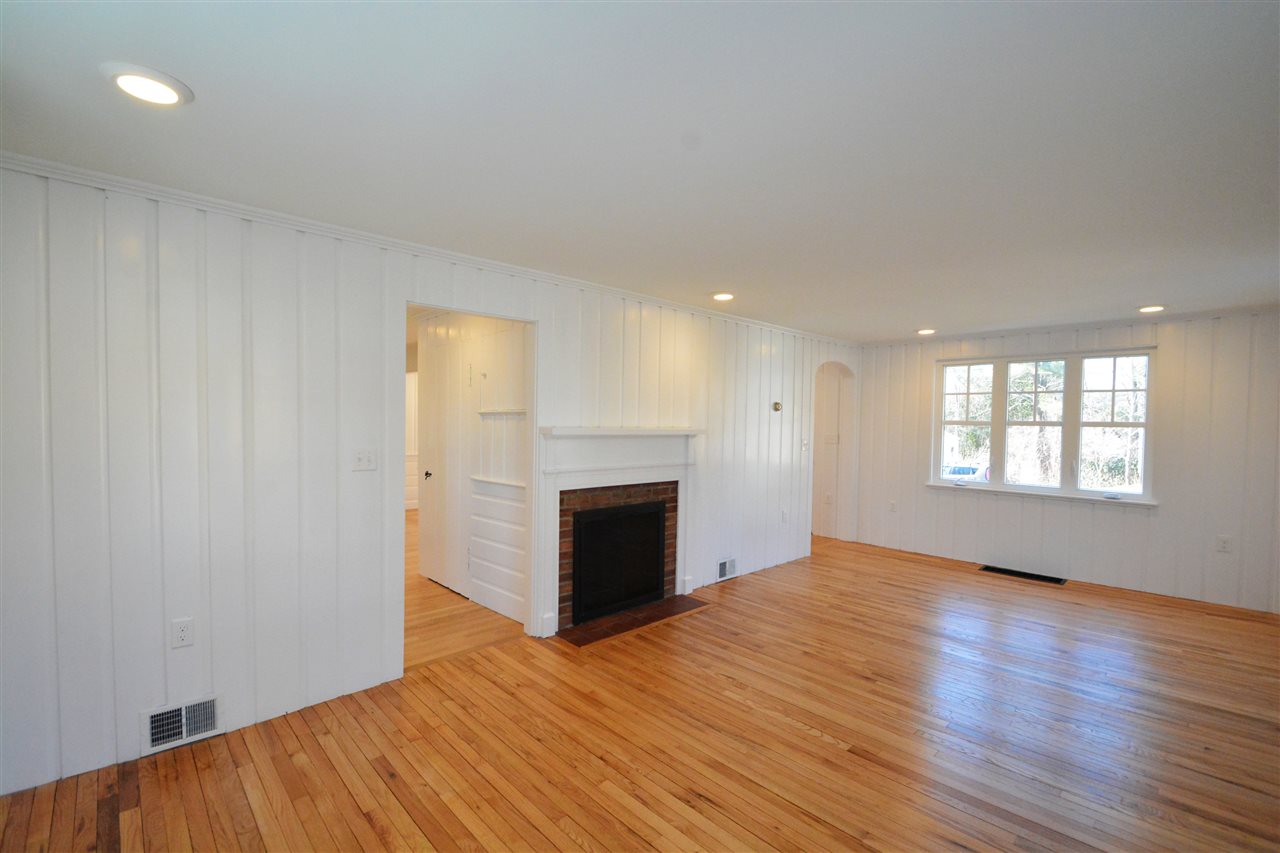 7 Valentine Hill Road Durham, NH 03824 - Photo 22 of 40