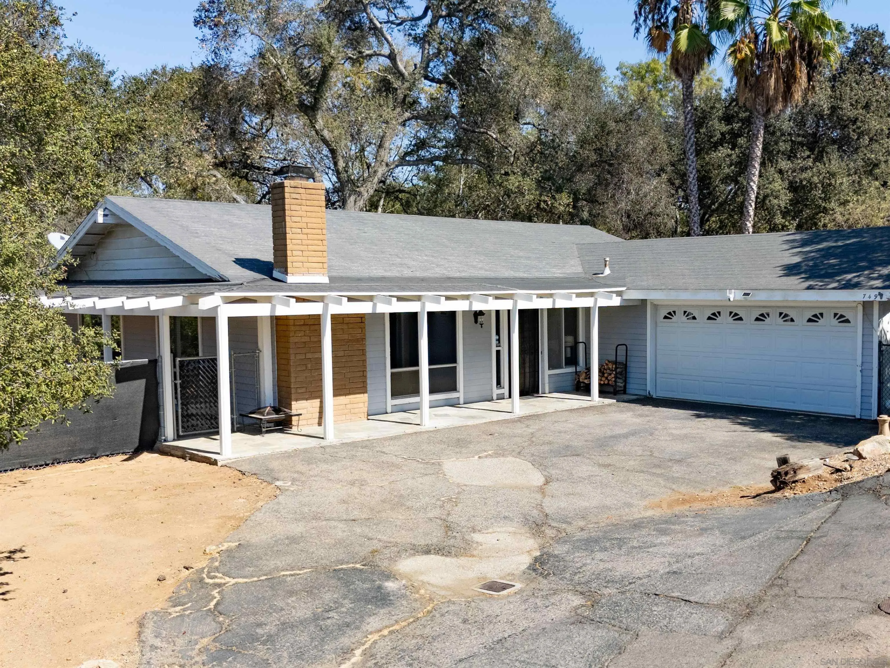 749 De Luz Road Fallbrook, CA 92028 - Photo 1 of 49 Gallery Image 1
