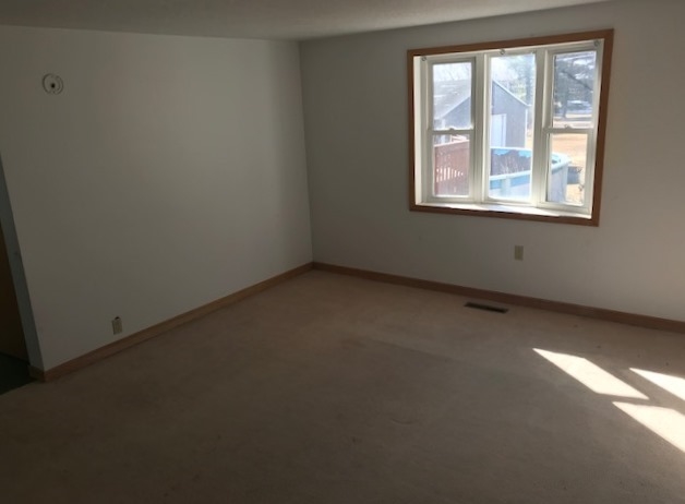 7128 North Ferris Road Elwell, MI 48832 - Photo 4 of 17 1843889-3.JPG