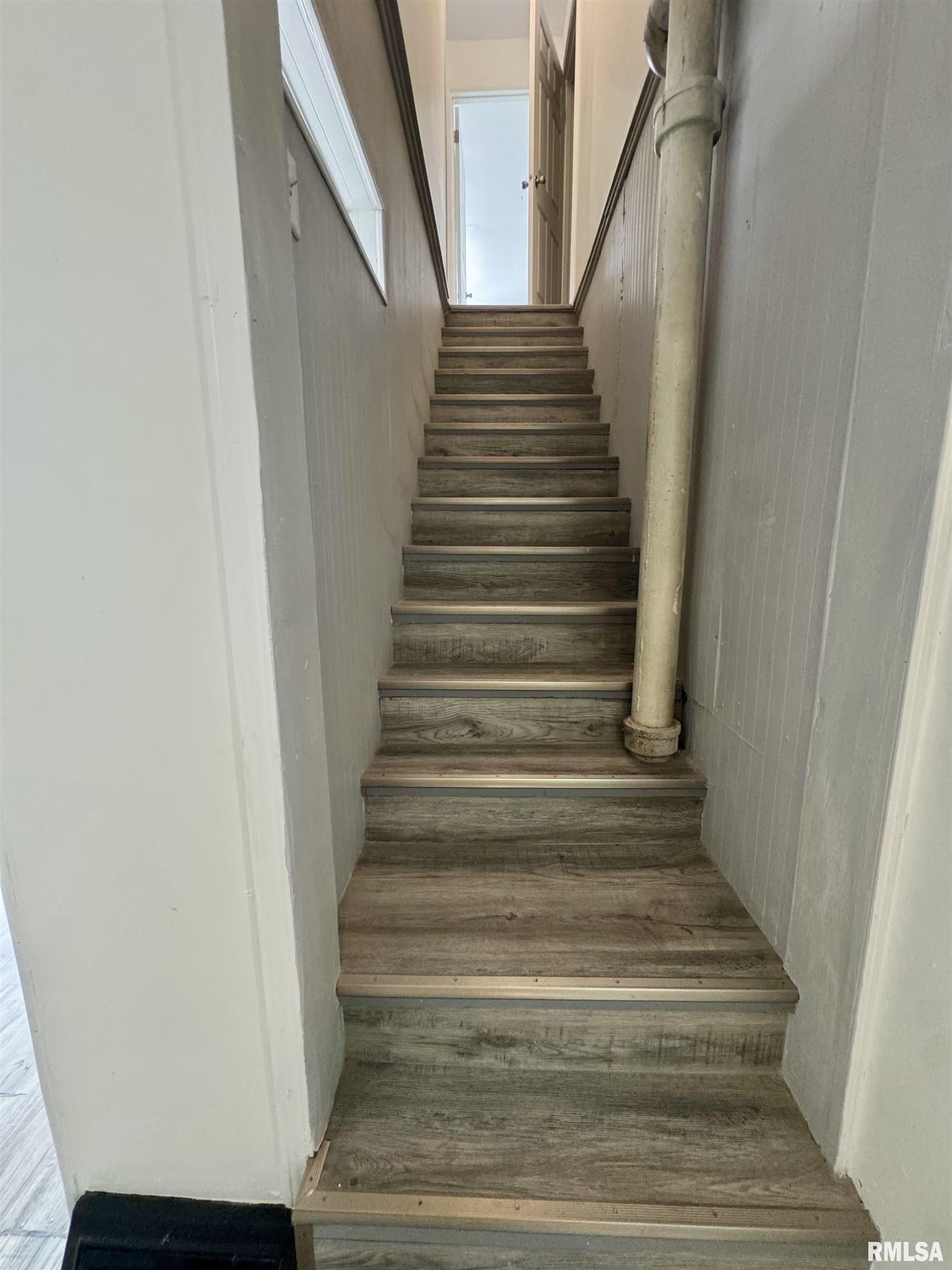 619 13th Avenue Rock Island, IL 61201 - Photo 11 of 19