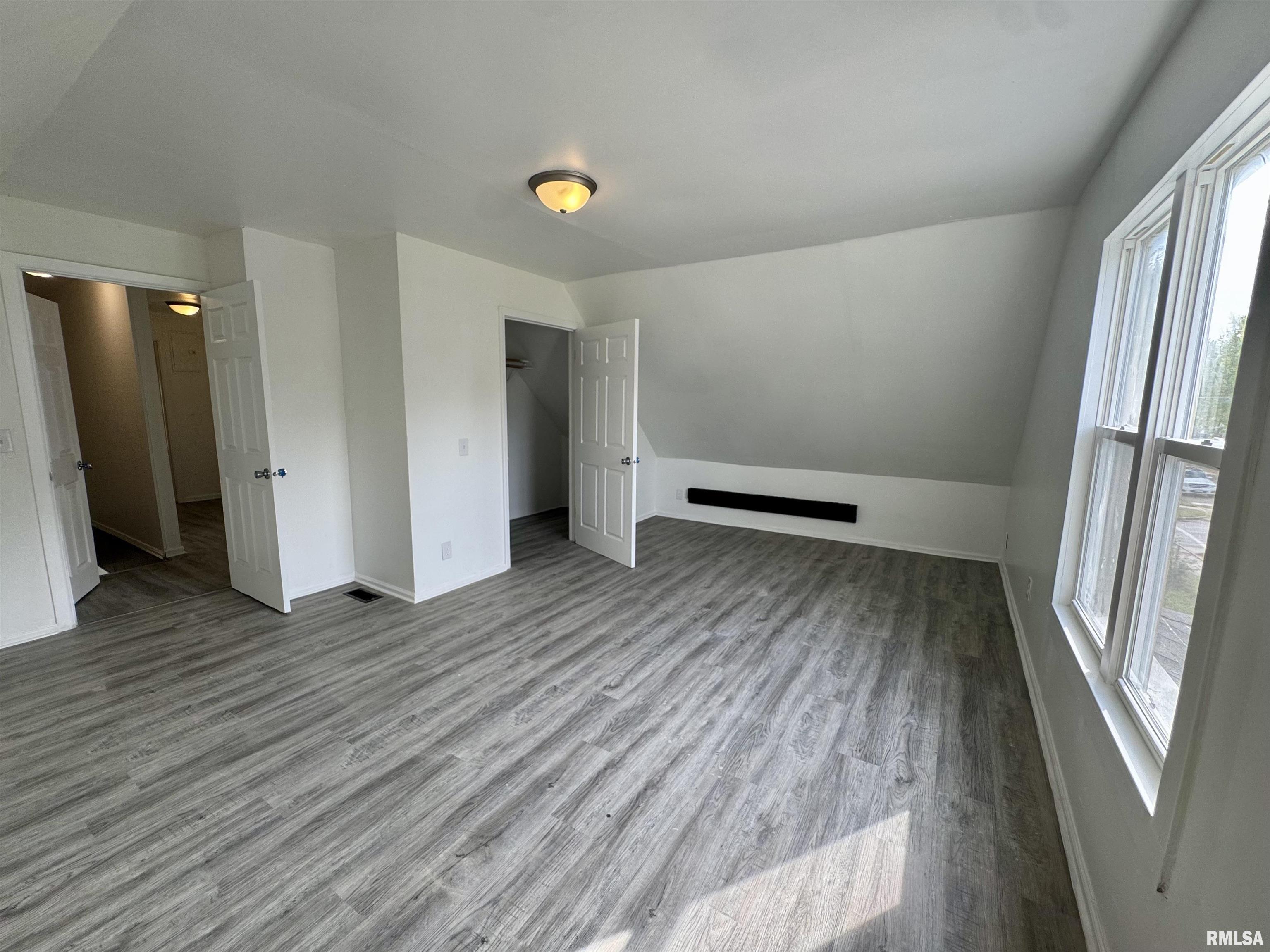 619 13th Avenue Rock Island, IL 61201 - Photo 12 of 19