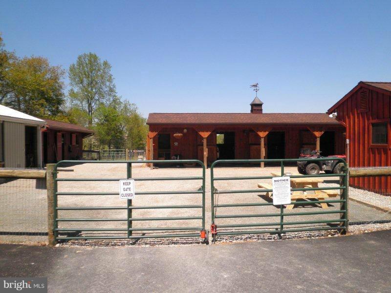 496 Elk Mills Road Elkton, MD 21921 - Photo 14 of 19 Barns/Courtyard