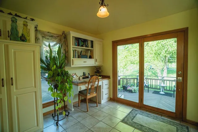 $838,847 | 3813 Utah Terrace, Wellsville, KS 66092