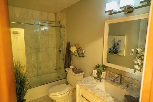 $838,847 | 3813 Utah Terrace, Wellsville, KS 66092