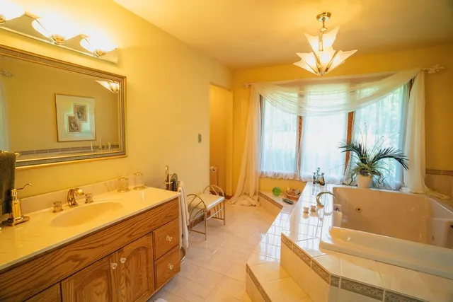 $838,847 | 3813 Utah Terrace, Wellsville, KS 66092