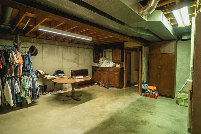 $838,847 | 3813 Utah Terrace, Wellsville, KS 66092