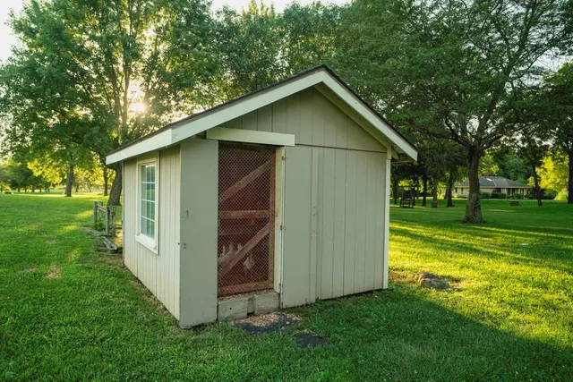 $838,847 | 3813 Utah Terrace, Wellsville, KS 66092