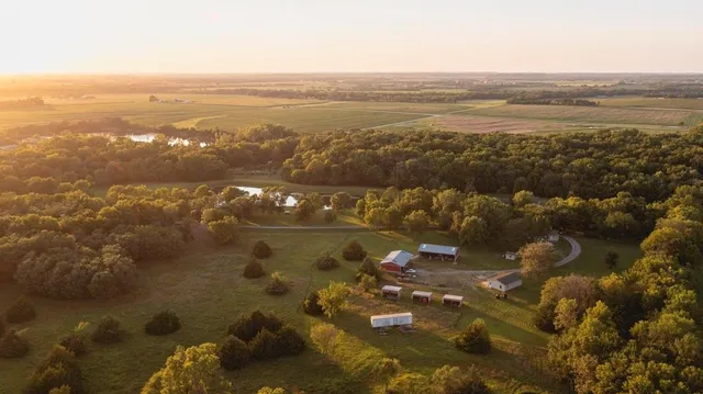 $838,847 | 3813 Utah Terrace, Wellsville, KS 66092