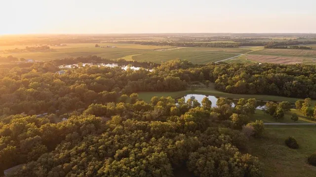 $838,847 | 3813 Utah Terrace, Wellsville, KS 66092