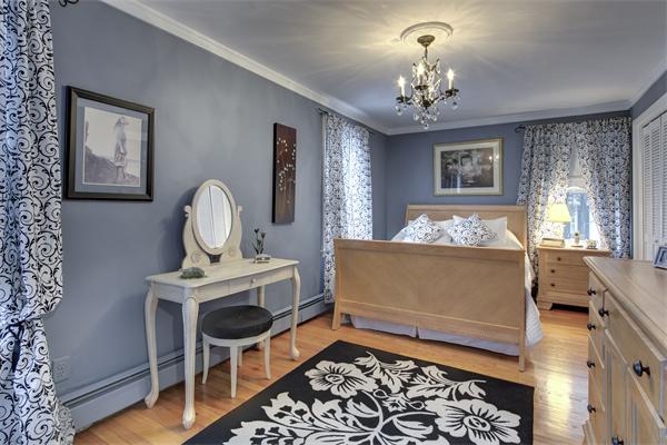 197 Playstead Road Medford, MA 02155 - Photo 17 of 28 Gallery Image 17