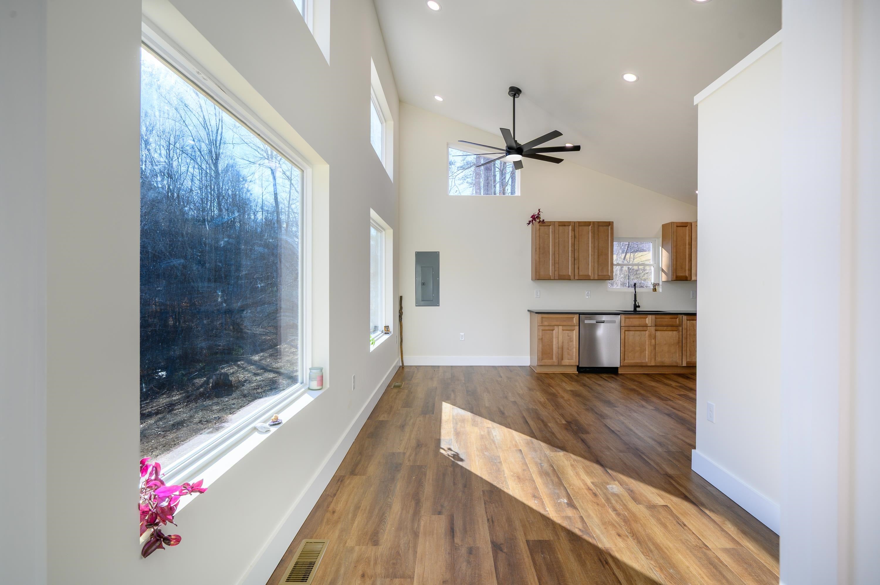 2104 Ridgeview Road Northwest Floyd, VA 24091 - Photo 25 of 38 Gallery Image 25