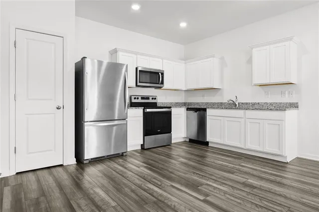 $2,000 | 2615 Senegal Way, Atlanta, GA 30331