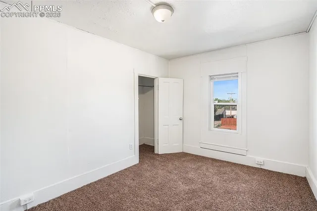 an empty room with a empty space