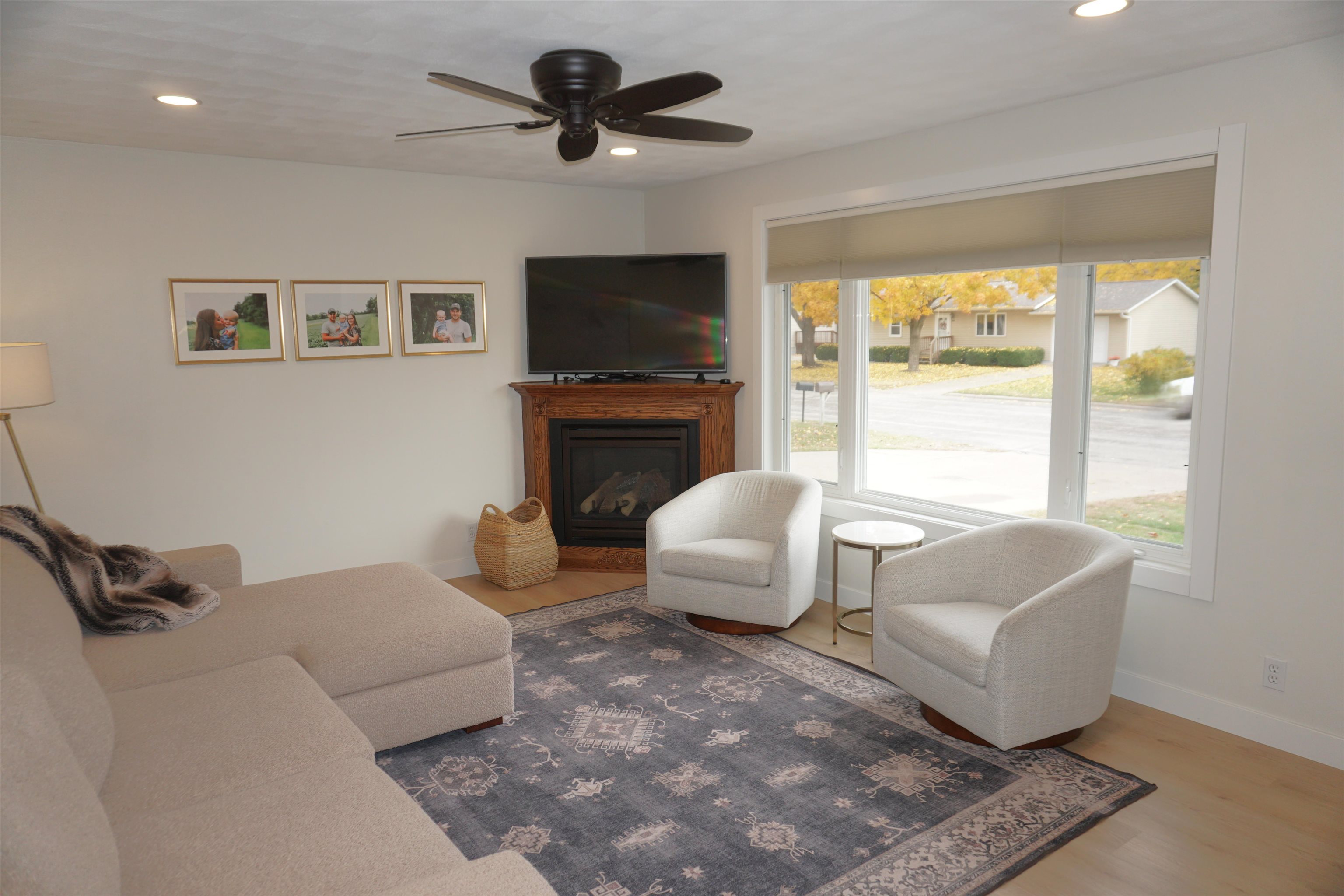 207 North Dousman Street Prairie du Chien, WI 53821 - Photo 3 of 39