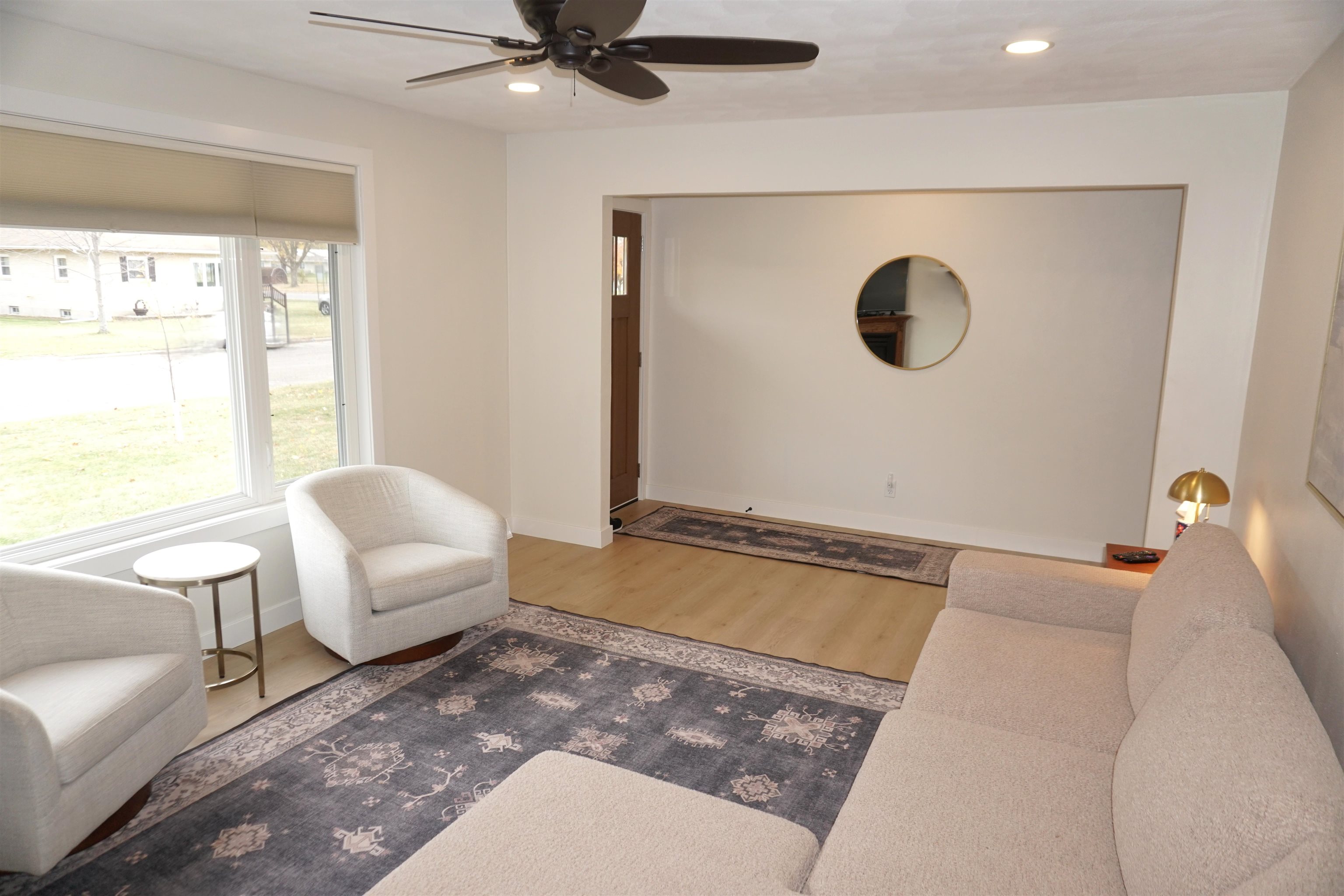 207 North Dousman Street Prairie du Chien, WI 53821 - Photo 5 of 39