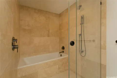 $960,000 | 333 Ward Avenue, Unit 1607, Honolulu, HI 96814