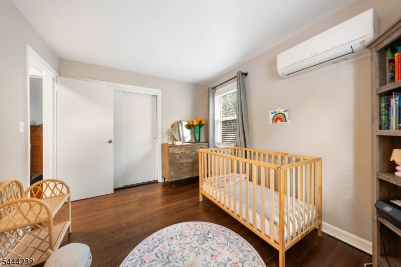19 Robertson Road West Orange, NJ 07052 - Photo 16 of 39